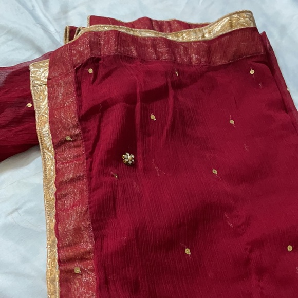 Stunning kids lehenga choli - Picture 6 of 13